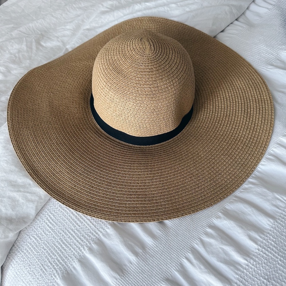 Forever 21 Black Ribbon Straw Sun Hat